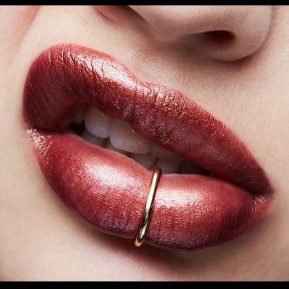 💄1 LEFT💄MAC Frost Lipstick- "O" - Picture 4 of 9